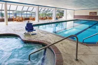 Arrowwood Resort Hotel and Conference Center - Alexandria فنادق في Alexandria