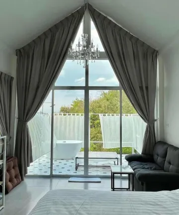 ห้องเตียงใหญ่ 1 เตียง วิวสวน