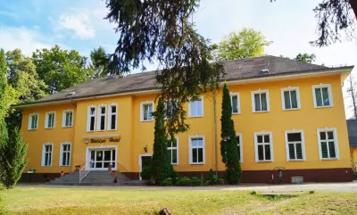 Waldsee Hotel am Wirchensee โรงแรมใน