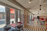 Manifest Restaurant and Hotel Gyumri