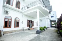 De Luna Guest House 西龍目縣住宿飯店