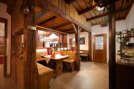 Zur Alten Post Отели в г. Хафиксбек