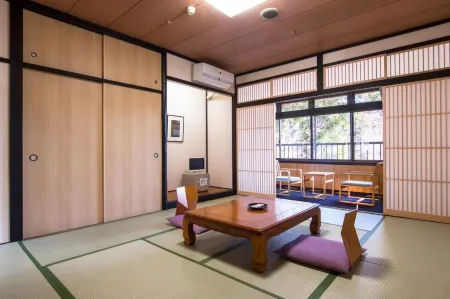 日光東観荘