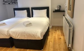 ROMANY HOUSE HOTEL