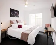 Echuca Moama Holiday Accommodation - Sunny Shackell Hotels near Echuca