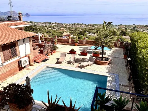Villa Belvedere di Altavilla with Pool and Near The Sea - 4-Star