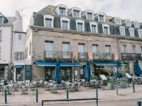 Hôtel les Grands Voyageurs Hotels in Concarneau