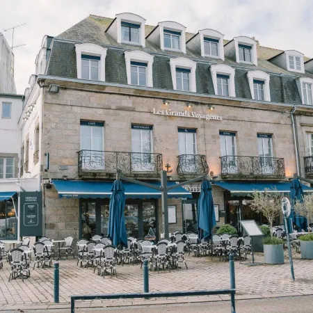 Hôtel les Grands Voyageurs