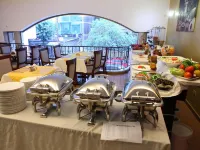 Midtown Hotel & Suites Hotels near Ras Beirut