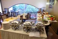 Midtown Hotel & Suites