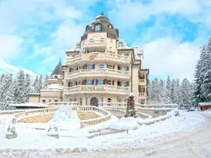 Festa Winter Palace Hotel