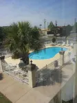 Park Inn by Radisson Albany - Pools