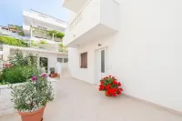 Apartments Nikolina