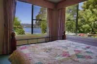Donalea Bed and Breakfast & Riverview Apartment