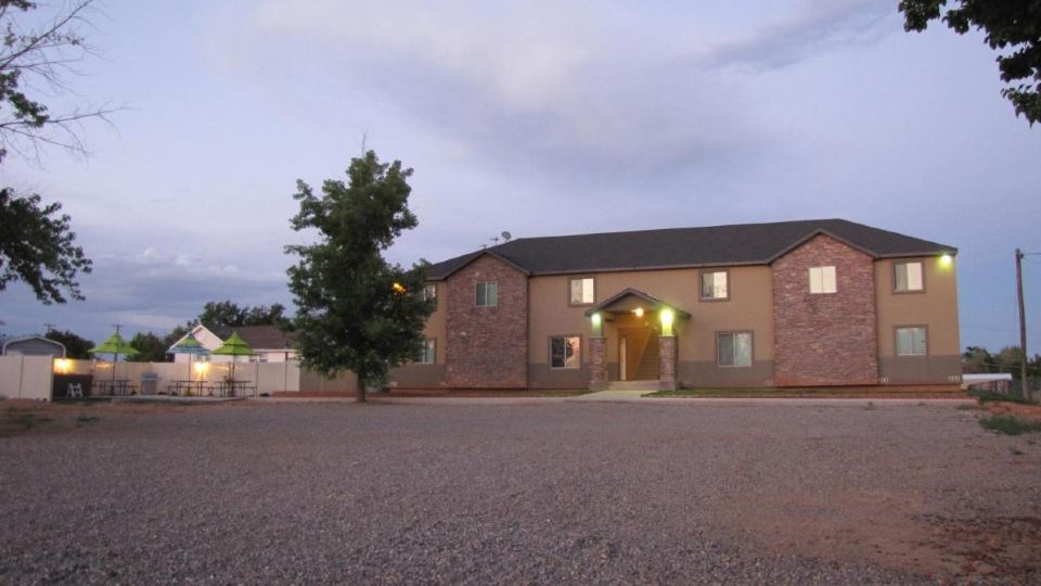 Cedar Canyon Condos