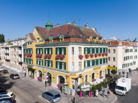 貝爾維特美泉宮酒店