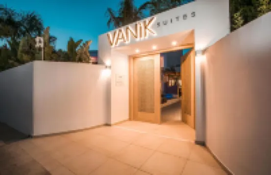 Vanik Suites
