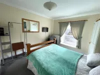 Bryncoch Hotels in Llandybïe