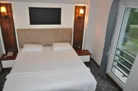 Jolnar Garden Hotel