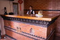 Nagpukhu Guest House Hotel di Changunarayan