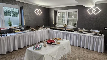 Dua Hotel Отели в г. Нордштеммен