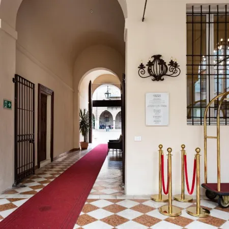 Cà Uberti Home Boutique
