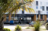 COWOOL Toulouse Hotel a Portet-sur-Garonne