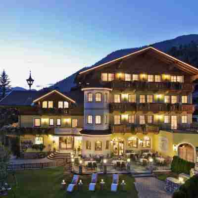 Landhotel Untermüllnergut Hotel Exterior