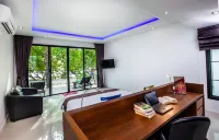 Paradise Resort Phi Phi Hotels in Phi Phi