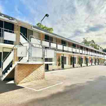 Flag Motor Lodge Hotel Exterior