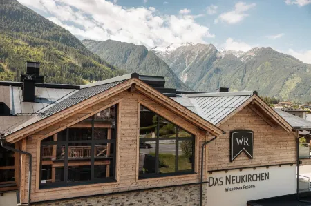 Wildkogel Resorts - Das Neukirchen Отели рядом с достопримечательностью «Wasserwelten Krimml»