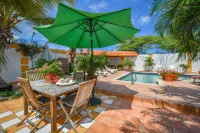 Brisas Studio Apartments - Beach