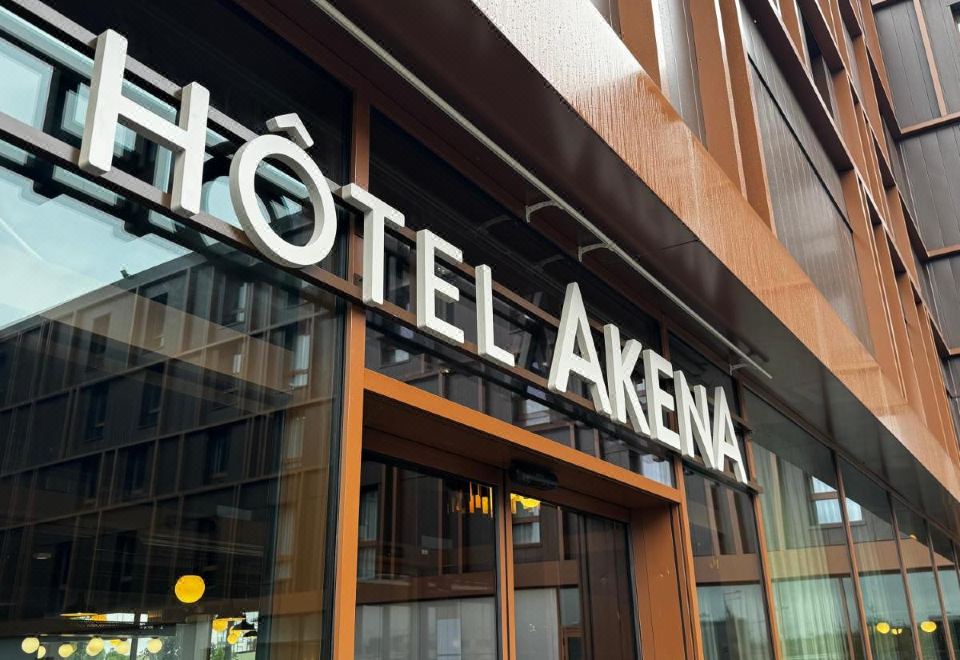 4. Hôtel Ak..