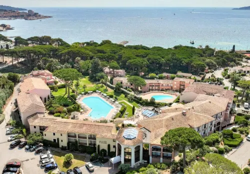 Hôtel les Jardins de Sainte-Maxime Hotels in Sainte-Maxime