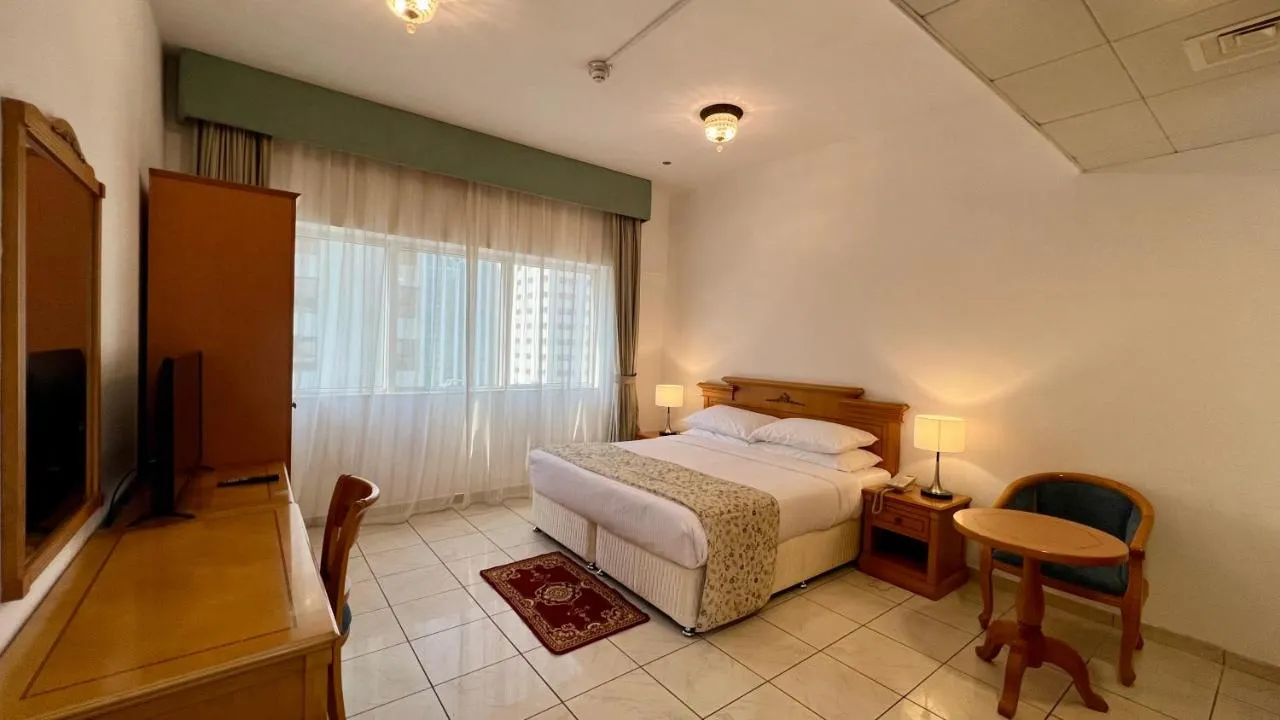 Uptown Hotel Apartments Abu Dhabi by Gewan Zimmer Photos