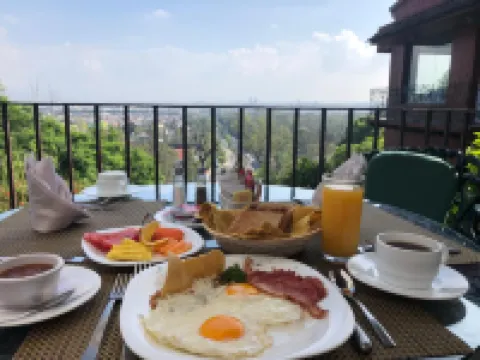 Villa San Jose Hotel & Suites