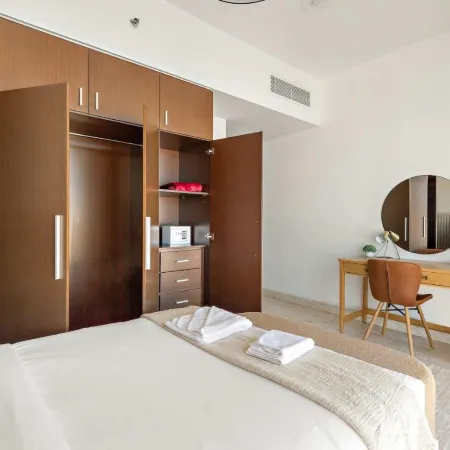 Silkhaus | Marina Heights