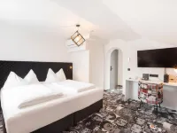 Das Edlinger Hotels near Maxglan