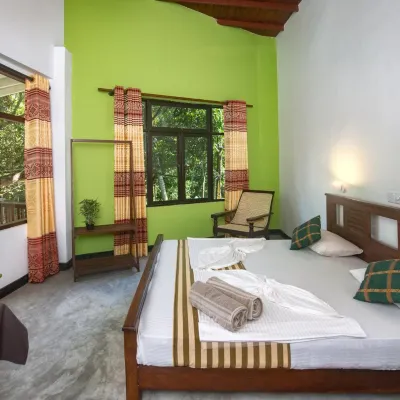 VillaWatuna Hotels near Rumassala