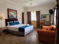 Hotel San Isidro Inn - Bãi đậu xe