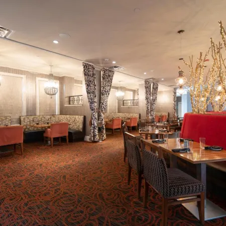White House Hotel