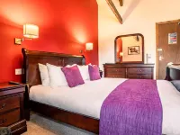 The Village Inn Hotels in Morpeth