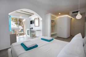 Poseidon Blue Gastronomy Hotel