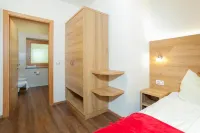 Jägerhaus Hotels in Mezzana