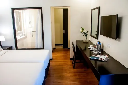 Piña Suites Hotels in Ormoc