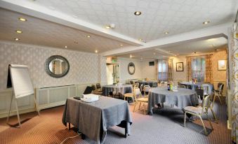 Ardington Hotel