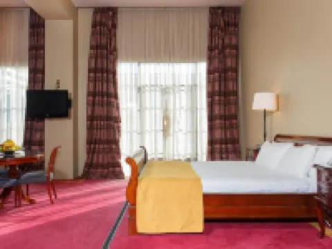 VR Hamilton Hotels in Hamilton