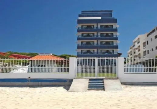 Bellmare Florianópolis Отели рядом с достопримечательностью «Open Air Costao do Santinho Archaeology Museum»