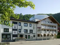 Forellenhof Rössle | Hotel & Restaurant Hotels in Lichtenstein