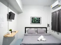 Posh 41 Hotels in Phutthamonthon